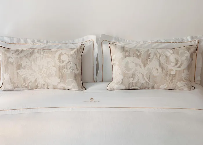 Spectacular By Sebastiana Group